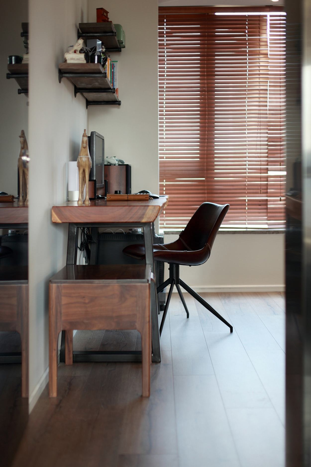 龍湖九里晴川-現(xiàn)代簡(jiǎn)約-臥室設(shè)計(jì)效果圖