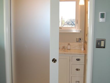 衛(wèi)生間推拉門(mén).jpg 衛(wèi)生間推拉門(mén).jpg